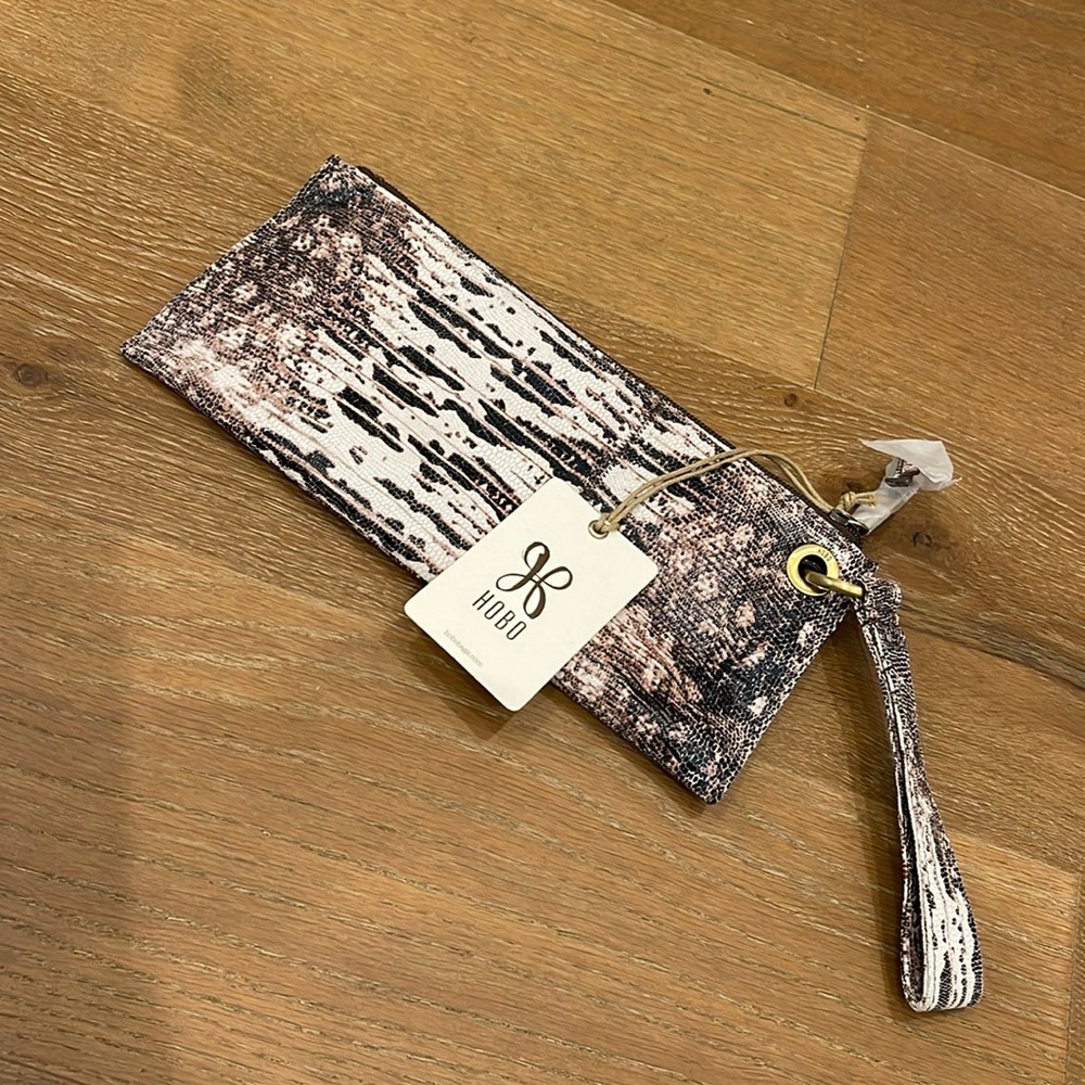 Hobo International GO Day Wristlet Lizard Print Leather NWT
